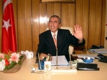 YOKSULLARA KAYMAKAM ELİ