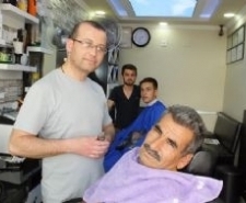BURHANİYE’DE BERBERLER DE MODERNLİK YARIŞI