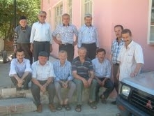 ÇOBANLAR, KURT VE DOMUZLARDAN DERTLİ