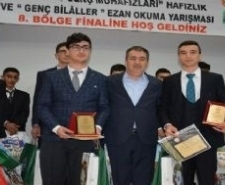 “Genç Bilaller” Ezanı Güzel Okuma ve “Kur’an’ın Genç Muhafızları&#8221