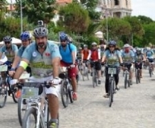 SAĞLIKLI KALPLER İÇİN PEDAL ÇEVİRDİLER