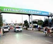 ZEYTİNİN BAŞKENTİ EDREMİT” SLOGANI İLGİ GÖRDÜ