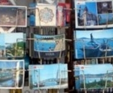 BAYRAM ÖNCESİ KARTPOSTALLAR ELDE KALDI