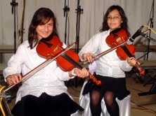 KEMANCI KIZLAR İLGİ TOPLUYOR