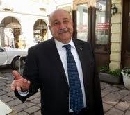 AYVALIK EĞİTİM-SEN’İN BASIN AÇIKLAMASINA İLÇE MİLLİ EĞİTİM MÜDÜRÜ’NDEN YANIT GELDİ