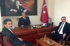 BAŞKAN ADAYI KAYMAKAM VE EMNİYET MÜDÜRÜNÜ ZİYARET ETTİ