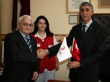 KIZILAY KUMBARA DAĞITTI