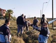 AYVALIK BELEDİYE ZABITASINDAN TABELA OPERASYONU