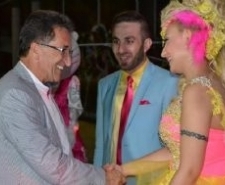 YÜZÜKLERİ BAŞKAN SAKA TAKTI