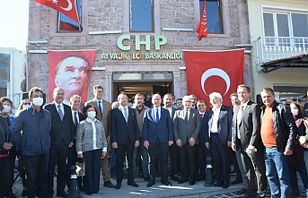 Ayvalık'ta Mesut Ergin ve 7 belediye meclisi için bir tören daha yapıldı