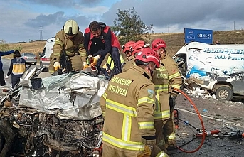 Balıkesir'de korkunç kaza: 2 ölü