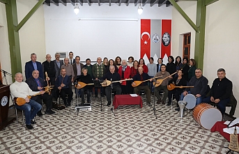 Burhaniye Belediyesi Türk Halk Müziği Korosu çalışmalarına başladı