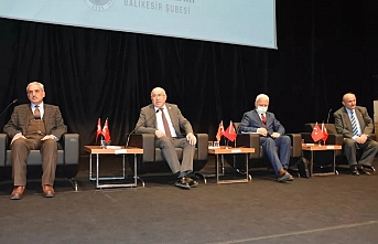 Balıkesir'de "Milli Mücadele ve Türk Ocakları" konulu panel ilgi gördü