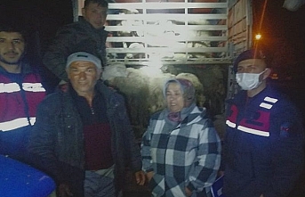 Balya'da çalınan koyunlar Kepsut'ta çıktı.  çalınan çiftçinin 'bulunma' sevinci görülmeye değerdi