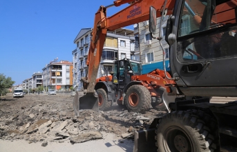 Edremit Belediyesi yol yapım çalışmalarına devam ediyor!