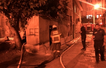 Burhaniye'de ev yangını korkuttu