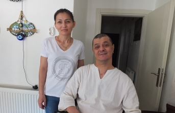 Burhaniye’de engelli vatandaş geliştirdiği yatak ile hayatını kolaylaştırdı