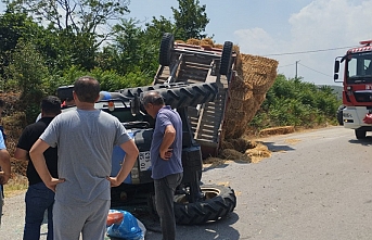 Susurluk'ta  devrilen traktörün altında kalan sürücü yaralandı