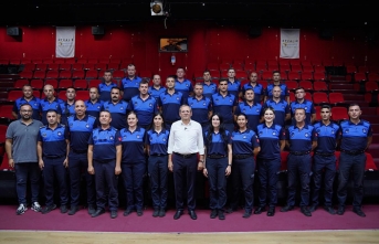 Ayvalık’ta Başkan Ergin zabıta memurlarını unutmadı