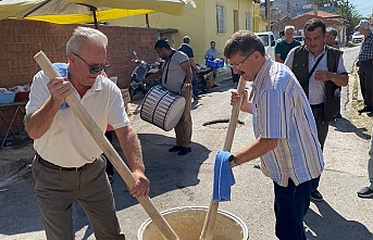 Burhaniye de keşkek düğünlerin vazgeçilmezi oldu