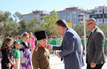 Kaymakam Ahmet Odabaş ”İlköğretim Haftası ”Kutlamasında Çocuklarla