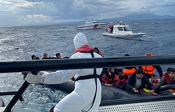 Ayvalık’ta Türk Karasularına İtilen 45 Düzensiz Göçmen Kurtarıldı