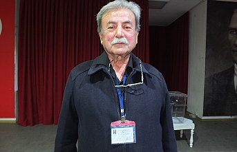 Burhaniye’de Murat Altıntaş 27 yıldır divan başkanlığı yapıyor