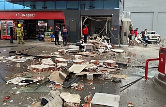 Balıkesir'de akaryakıt istasyonunda patlama: 3 yaralı