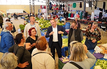 Başkan Ergin'den geleneksel pazaryeri ziyareti