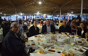 Ayvalık Belediyesi’nden 5 bin kişilik dev iftar 