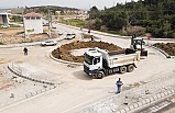 KÜÇÜKKÖY KAVŞAĞI ARAÇ VE YAYA TRAFİĞİ İÇİN GÜVENLİ HALE GETİRİLDİ