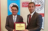 CHP Genel Başkan Yardımcısı Ahmet Akın Yılın Milletvekili seçildi.