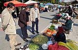 Balıkesir'de ilk kez oluyor. Pazarda vali gören şaşırdı