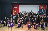 Ayvalık Eğitime Destek Derneği’ne bir destek de Müzik Derneği’nden geldi
