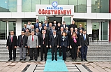Vali Şıldak Tarım ve Hayvancılık Sektörünün Yöneticileriyle  Bir araya Geldi