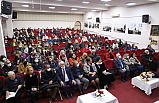 Burhaniye Kent Konseyi Çok Sesli Kadın Korosu ilk konserini verdi.
