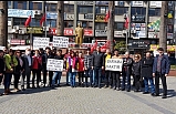 Edremit'te CHP'li gençler KYK Yurdunun açılması için imza kampanyası başlattılar. 