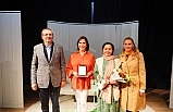 Usta oyuncu Lale Mansur ve Gizem Aldemir- “Acı Kaybımız” ile büyüledi