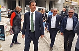 Ahmet Akın İvrindi'de dert dinledi. "İvrindili vekilde var ama çözüm yok"