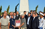 AK Parti İl Başkanı Dt. Ekrem Başaran, 30 Ağustos Zafer Bayramı mesajında ; “30 Ağustos 1922’deki iradeye bugünde sahibiz”