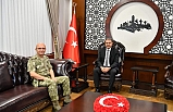 Edremit 19. Piyade Tugay Komutanı Vali Hasan Şıldak'ı ziyaret etti
