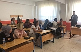Burhaniye'de 185 kişi Aile Okulu Eğitimini bitirdi