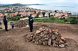 Ayvalık'ta "Kaçak ev ve kaçak kazı yapan adam kanun tanımıyor"