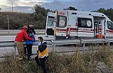 Susurluk’ta kontrolden çıkan araç orta refüje uçtu