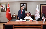 Minik Müdürden Çevre Bilinci ve Okuma Kültürü Mesajı
