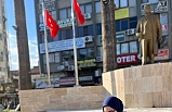 Filistin'deki katliama tepki için meydanda kitap okuyacaklar