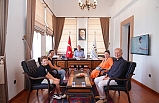 Ayvalık'ın gururu oldu...Başkan Ergin, Türkiye 1.’si olan Çınar Şenel ile bir araya geldi