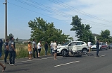Ayvalık’ta motosiklet ile otomobil çarpıştı; 1 ölü, 1 yaralı