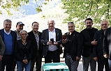 Edremit Belediye Başkanı Mehmet Ertaş, arıcılar ile bir araya geldi
