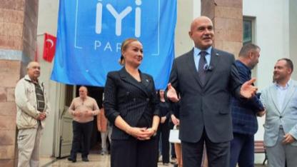 Ayvalık İyi Parti’de Gülten Sütçüoğlu Güven Tazeledi